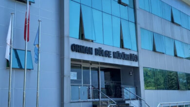 Zonguldak Orman Bölge Müdürlüğü binası görselde var.