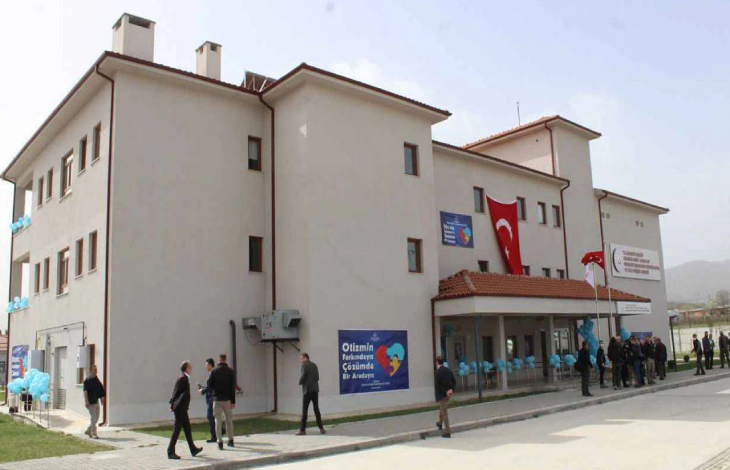 Fatma-Hamit Atay Otizm, Engelsiz Yaşam, Bakım, Rehabilitasyon ve Aile Danışma Merkezi.