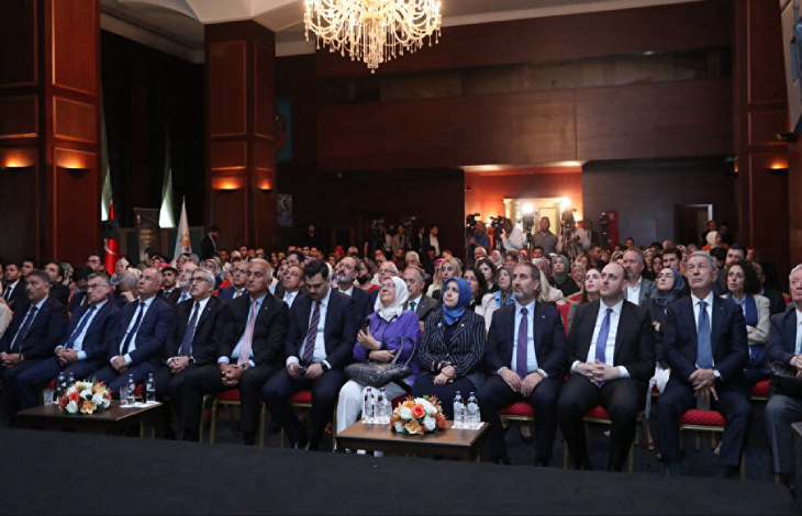 Cemil Meriç anma programına katılan davetliler.