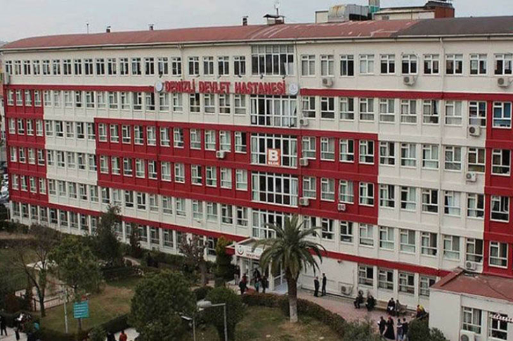 Denizli Devlet Hastanesi'nin Tavanı Çöktü - Yaşadıkça