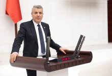 CHP Adana Milletvekili Ayhan Barut, TBMM kürsüsünde konuşma yapıyor.