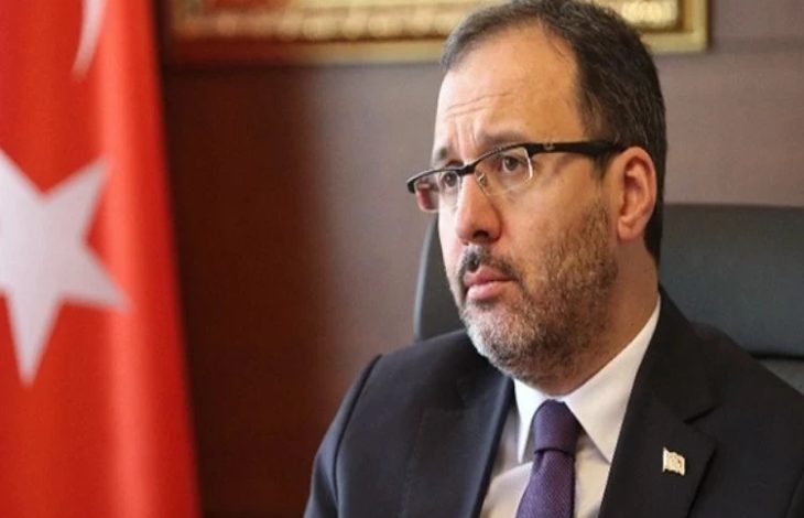 Fotoğrafta, TBMM Engelli Bireylerin Sorunlarını Araştırma Komisyonu Başkanı Mehmet Muharrem Kasapoğlu, yer alıyor.