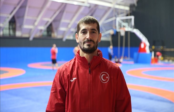 Milli güreşçi Kadir Kuş.