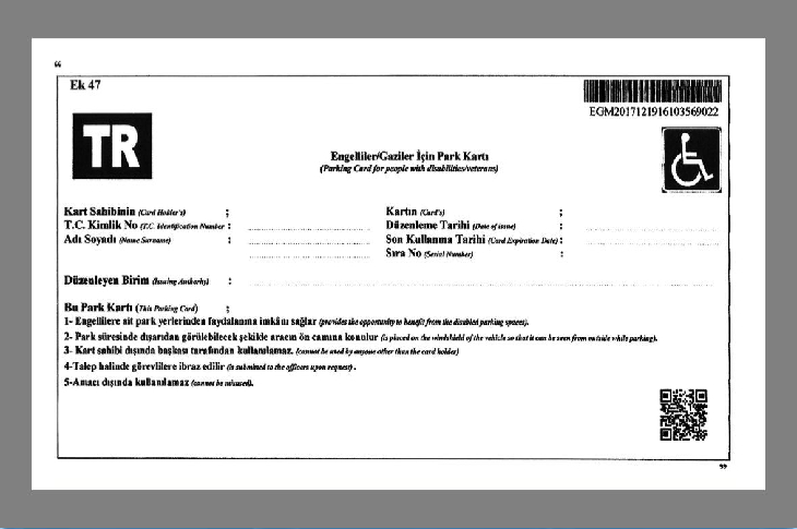 Engelliler ve gaziler için düzenlenen park kartının yer aldığı belgede, Türkçe ve İngilizce açıklamalar, engelli simgesi, TR ibaresi ve kart bilgileri tek sayfada gösteriliyor.
