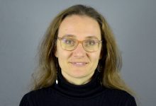 Görselde, İstanbul Rumeli Üniversitesi Siyaset Bilimi ve Kamu Yönetimi Bölüm Başkanı Doç. Dr. Damla Mursül yer alıyor.