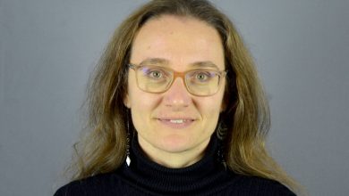 Görselde, İstanbul Rumeli Üniversitesi Siyaset Bilimi ve Kamu Yönetimi Bölüm Başkanı Doç. Dr. Damla Mursül yer alıyor.