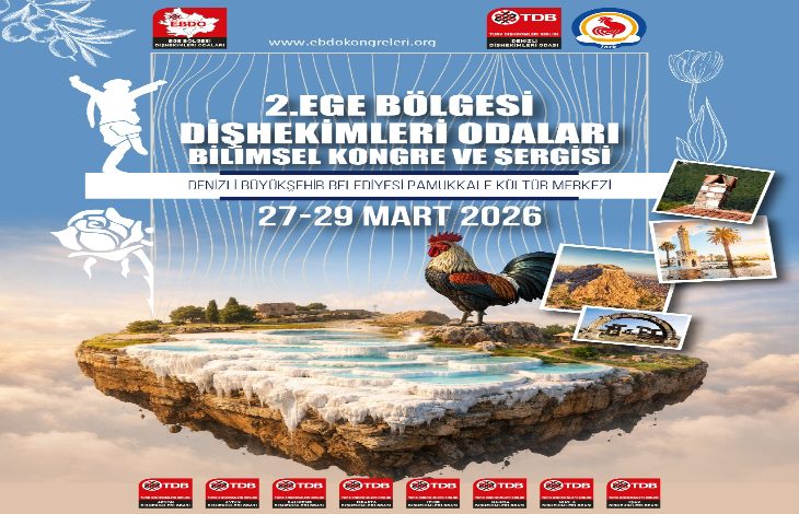 Mavi tonlarda tasarlanmış bir afişte, “2. Ege Bölgesi Dişhekimleri Odaları Bilimsel Kongre ve Sergisi” başlığı yer alıyor. Ortada Pamukkale travertenlerini temsil eden yüzen bir ada görseli, üzerinde horoz figürü bulunuyor. Sağ tarafta Denizli’yi simgeleyen küçük fotoğraflar kolaj halinde verilmiş. Alt bölümde kurum logoları, üstte ise kongrenin 27–29 Mart 2026 tarihlerinde Denizli’de yapılacağı bilgisi yer alıyor.