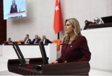 CHP Giresun Milletvekili Elvan Işık Gezmiş TBMM kürsüsünde konuşma yapıyor.
