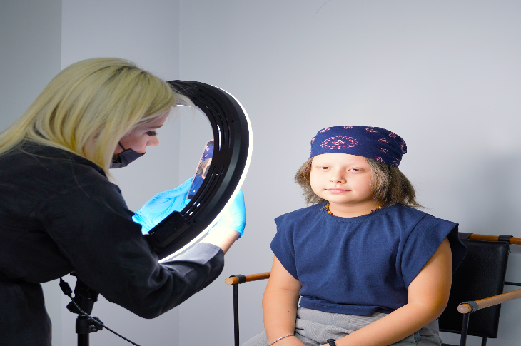 Cansu Durkun Abalı’dan Alopesi Hastası Çocuklara Umut Veren Sosyal Sorumluluk