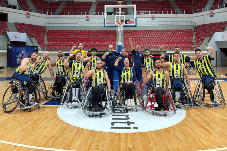 Fenerbahçe'nin tekerlekli sandalye basketbol sponsoru Tecna