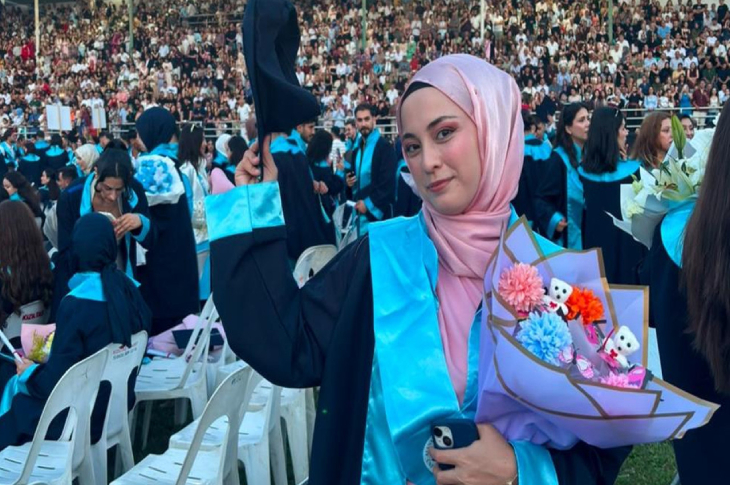 Serebral Palsili Öğrenci Büşra Gücük, Bölüm İkincisi Olarak Mezun Oldu