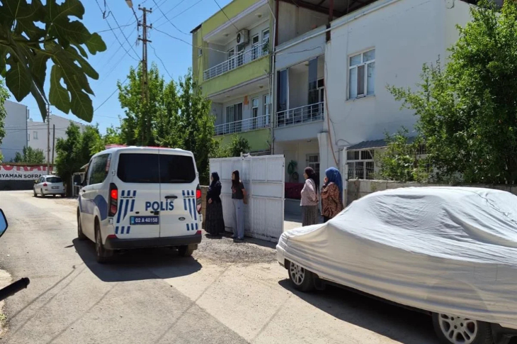 Adıyaman Merkez’de Yüksekten Düşen Engelli Genç Hastaneye Kaldırıldı