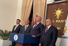 Soldan sağa doğru AK Parti İzmir Milletvekili Mehmet Ali Çelebi, Kayseri Milletvekili Hulusi Akar, AK Parti Grup Başkanvekili Abdulhamit Gül ile MHP Grup Başkanvekili Erkan Akçay basın açıklaması yaparken.