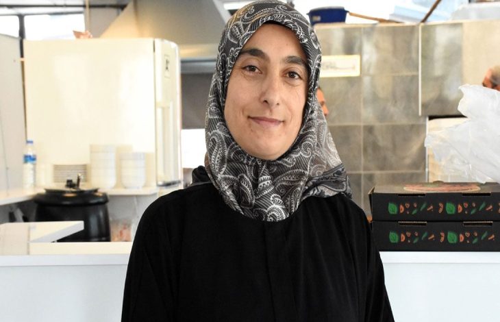 Pide ve etli ekmek fırını işletmeni Rabia Hatipoğlu.